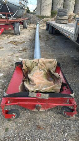 43FT X 10IN AUGER WITH HOPPER