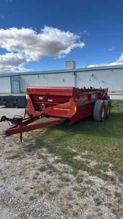NEW HOLLAND 195 MANURE SPREADER