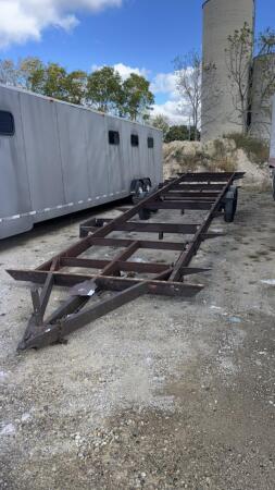 31FT TANDEM TRAILER FRAME