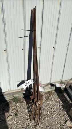 (15) ELECTRIC FENCE POSTS