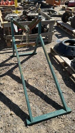 METAL STAND FOR CUTTING FIRE LOGS