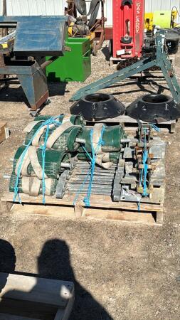 SKID OF TIE DOWN STRAPS