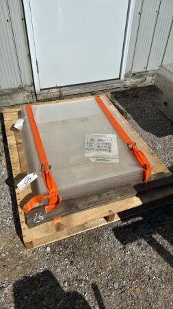 PLEXI GLASS LOT