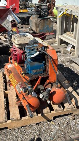 PORTABLE AIR COMPRESSOR W/HONDA 160CC MOTOR