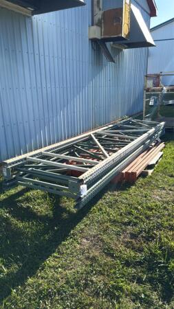 INDUSTRIAL RACKING LOT