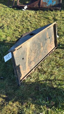 HEAVY DUTY LOADER PLATE