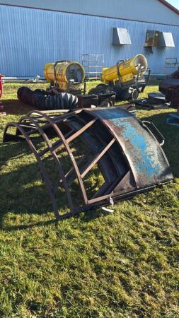 ROUND BALE FEEDER