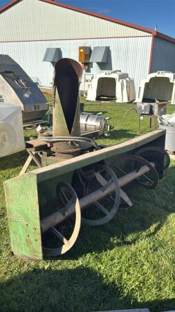 FORANO 7FT SNOWBLOWER W/HYD CUTE