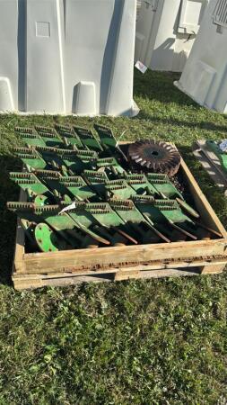 (24) NO TILL COULTERS FOR JOHN DEERE PLANTER