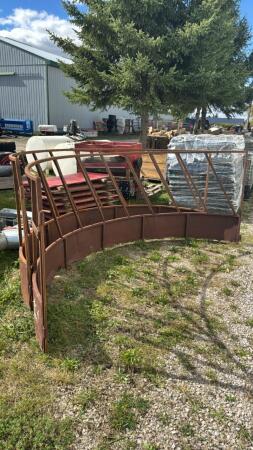 ROUND BALE FEEDER