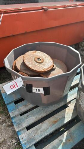 (12) CAST IRON PACKER WHEELS FOR WHITE PLANTER