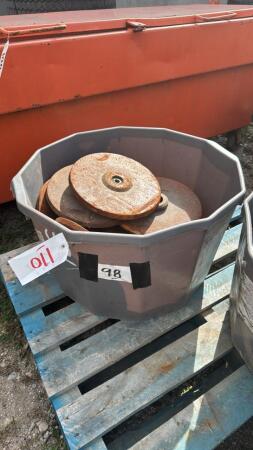 (12) CAST IRON PACKER WHEELS FOR WHITE PLANTER