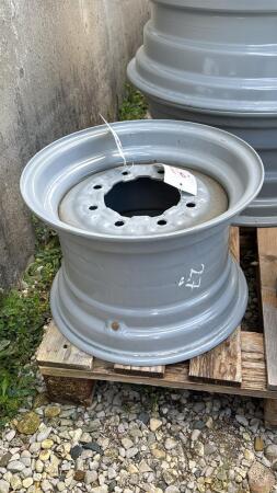 8 BOLT STEEL RIM 11IN X 16IN