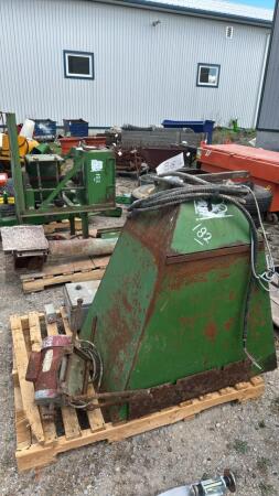 JD WELDING GRINDER/HAMMERMILL