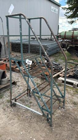 3 STEP ROLLING STEP LADDER
