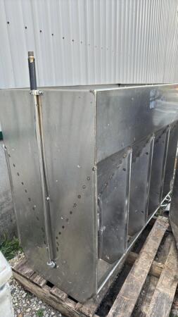 STAINLESS 48IN DBL SIDED WET DRY HOG FEEDER