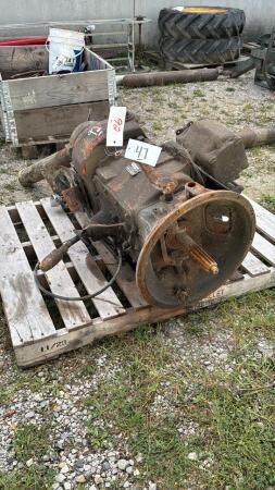 13 SPEED TRUCK TRANSMISSION
