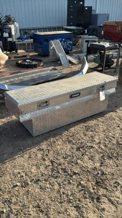 HUSKY ALUMINUM CROSS BOX TOOL BOX