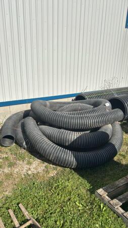 QUANTITY OF 8IN BIG O TILE