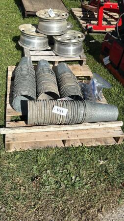 APPROX. 100 GALVANIZED SAP PAILS W/SPILES