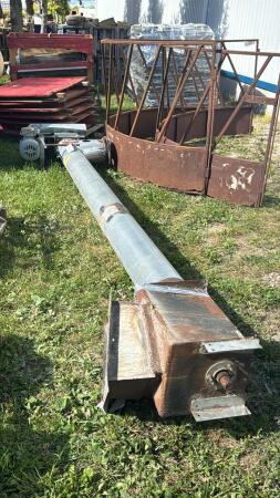GRAIN AUGER 8IN X 11FT W/2HP 575V MOTOR