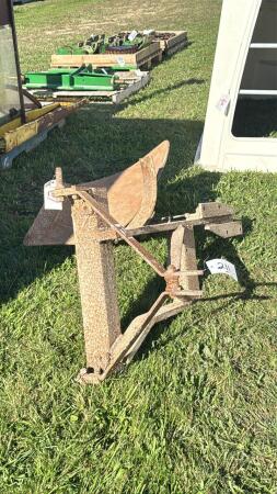 ONE FURROW 3PTH PLOW