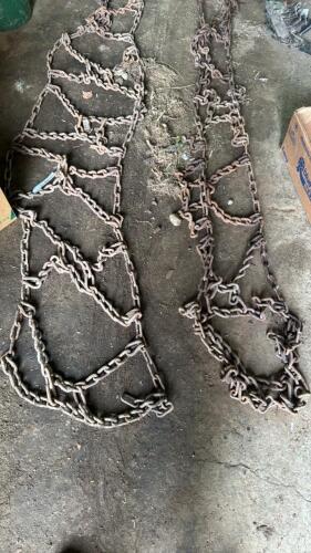 Set of 14.9-26 Tire Chains