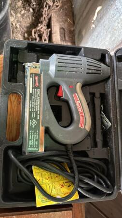Arrow Master 2 Electric Brad Nailer