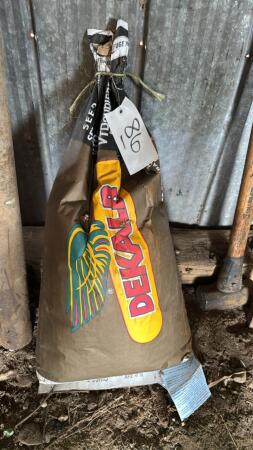 Part Bag of Dekalb 9240 Corn Seed