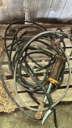 Hydraulic Cylinder and Hoses