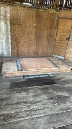 Lot of Used 1/2in Plywood