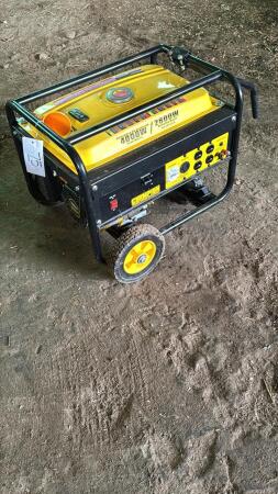 Champion 2800W Gas Generator