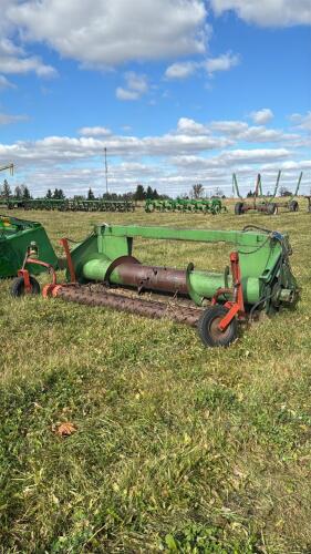 John Deere 8ft Pickup Head