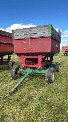 Turnco 200bu Gravity Wagon