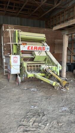 Claas Rollant 44s Round Baler