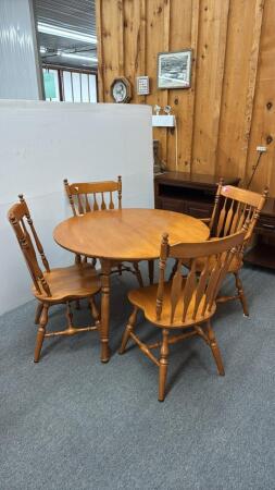 MAPLE 5 PCS DINING SET