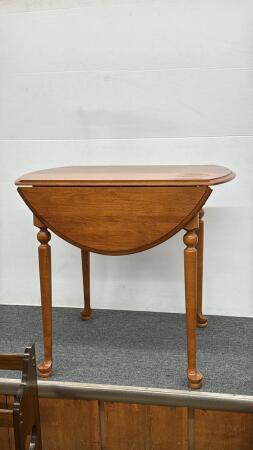 ROXTON MAPLE DROP LEAF TABLE