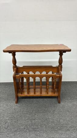 OAK MAGAZINE RACK