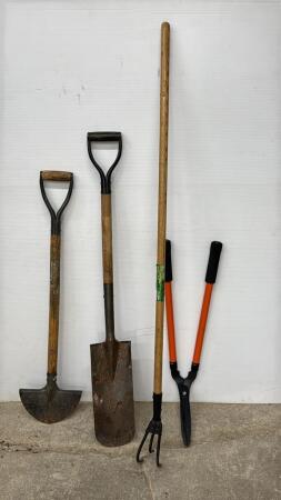 GARDEN TOOL LOT