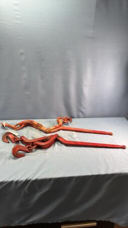 (2) RED CHAIN BINDERS