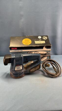 RYOBI 4.5IN RANDOM ORBIT SANDER