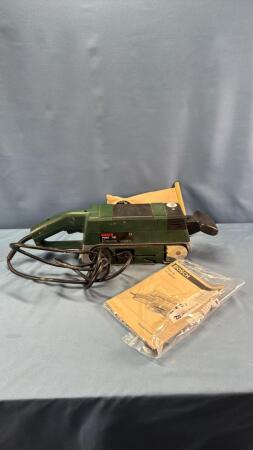 BOSCH 3IN X 21IN BELT SANDER