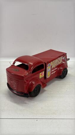 LINCOLN TIN RESCUE TRUCK