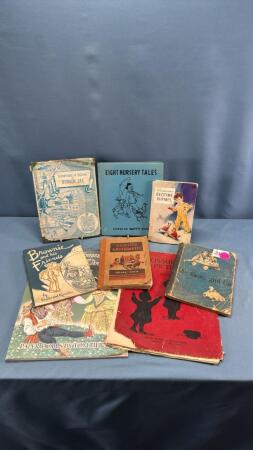 QUANTITY OF CHILDRENS BOOKS