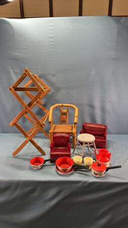 QUANTITY OF DOLL ITEMS