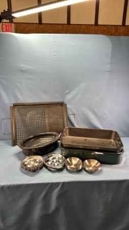COOKWARE LOT