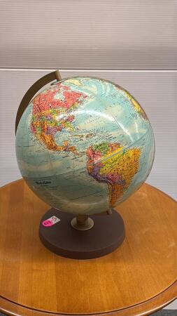 WORLD GLOBE