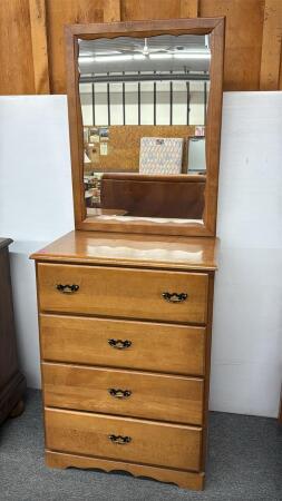 MAPLE 4 DRAWER DRESSER WITH MIRROR