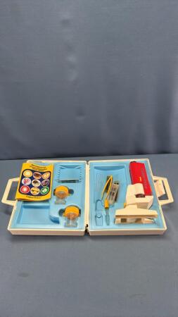 FISHER PRICE MICRO EXPLORER SET
