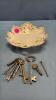 7IN HAND PAINTED BOWL W/SELECTION OF SKELETON KEYS